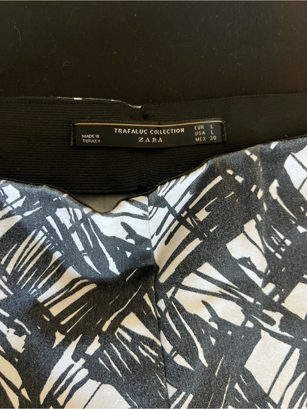Zara Black and White Scribble Print Straight-Leg Pant - Large - Picture 4 of 7